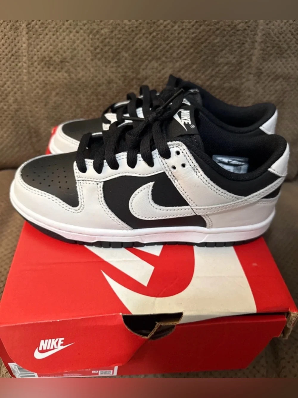 Boys New Nike Dunk Low (GS) Black/ Platinum Tint Size 3.5